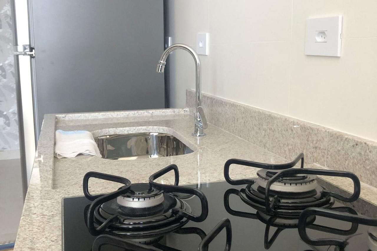 Apartamento 1 dormitório no Boqueirão com Piscina, 50 metros da Praia Praia Grande  Exterior foto